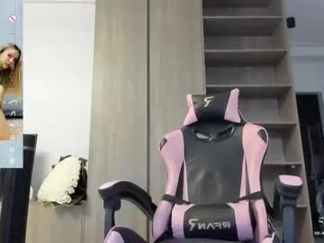 sexxxsirens – webcam model profile photo Image 12