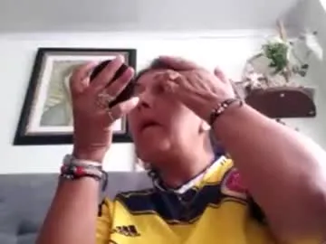 magical_mermaids – webcam model profile photo Image 2