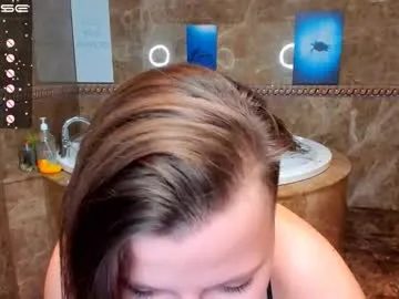 black_cat11 – webcam model profile photo Image 17