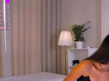 kristigroune – webcam model profile photo Image 11