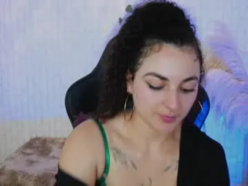 latinbaby_666 – webcam model profile photo Image 9