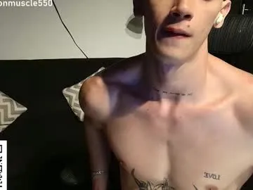 petites_perles – webcam model profile photo Image 14