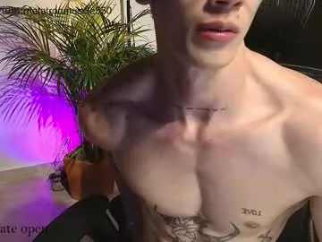 petites_perles – webcam model profile photo Image 7