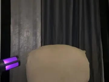 _arry – webcam model profile photo Image 13