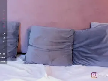 vvioleta_ – webcam model profile photo Image 16