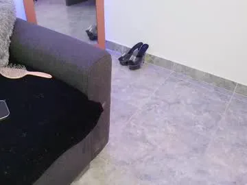 ariellateska – webcam model profile photo Image 10