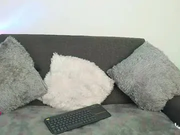 ariellateska – webcam model profile photo Image 12