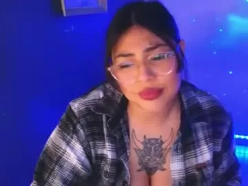 ErikaBonnie – webcam model profile photo Image 11