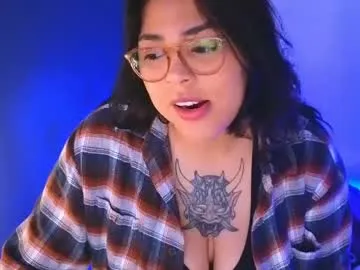 ErikaBonnie – webcam model profile photo Image 3