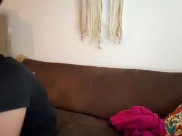 miya_shake – webcam model profile photo Image 4