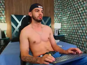 sweetyoops – webcam model profile photo Image 14