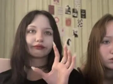 brunettklaryss – webcam model profile photo Image 7