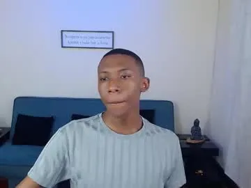 poison_milf_ – webcam model profile photo Image 3