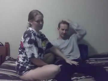 intelligencer – webcam model profile photo Image 6