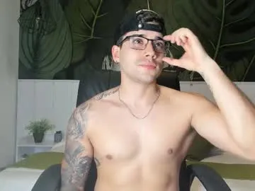 your_desirre – webcam model profile photo Image 14