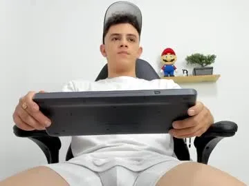 loving_ladies – webcam model profile photo Image 19