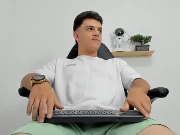 loving_ladies – webcam model profile photo Image 6