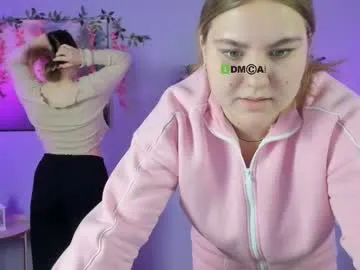 cinacandy – webcam model profile photo Image 2