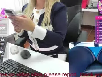 sloppy_slut__420 – webcam model profile photo Image 18