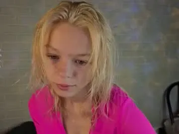 splendid_dolls – webcam model profile photo Image 11