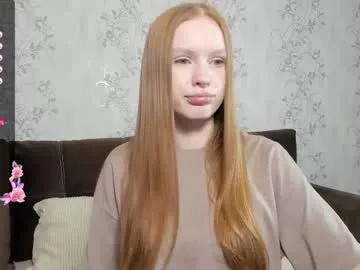 EvelynMills – webcam model profile photo Image 11