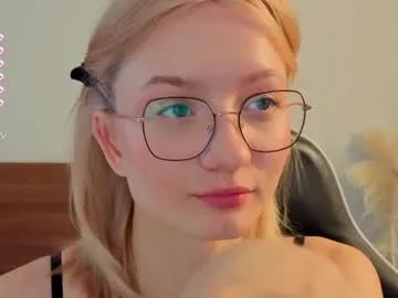 oxlemon – webcam model profile photo Image 7