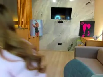 playussoftly – webcam model profile photo Image 15