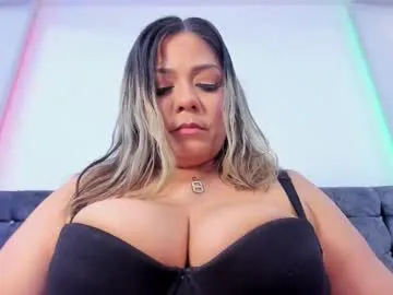 _myaa – webcam model profile photo Image 19