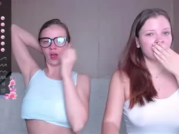 sexy_hot_friends_ – webcam model profile photo Image 10