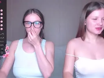 sexy_hot_friends_ – webcam model profile photo Image 13