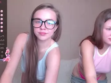 sexy_hot_friends_ – webcam model profile photo Image 14