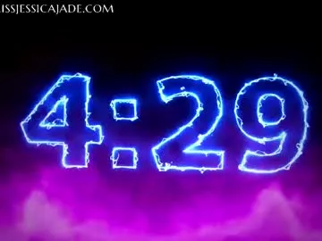 scarletttsinner – webcam model profile photo Image 11