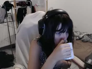 your_wild_fantasy – webcam model profile photo Image 13