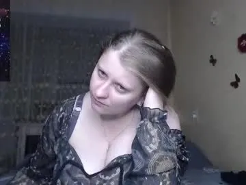 ErikaBonnie – webcam model profile photo Image 8