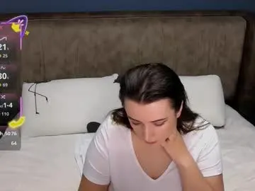 droll_guy – webcam model profile photo Image 8