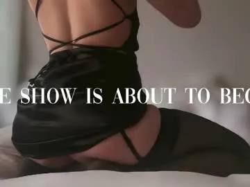 xaevynne – webcam model profile photo Image 5