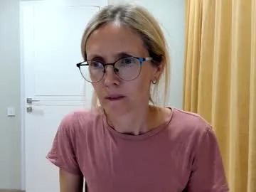 anabel054 – webcam model profile photo Image 19