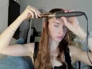 ariana_klart – webcam model profile photo Image 15