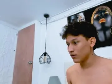 shangrillah – webcam model profile photo Image 2