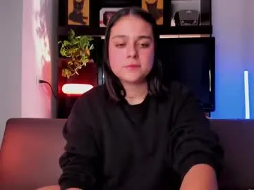 miya_shake – webcam model profile photo Image 17