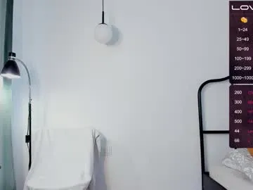 luis7777hui – webcam model profile photo Image 4