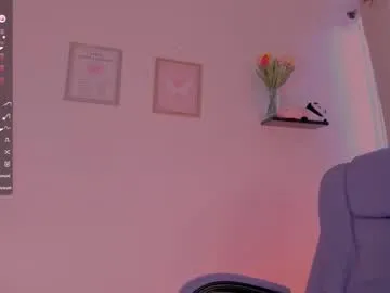 wet_dreamm22 – webcam model profile photo Image 11