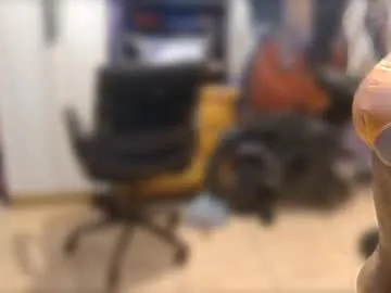 playussoftly – webcam model profile photo Image 10