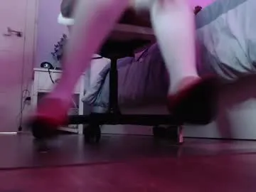 pinkadele – webcam model profile photo Image 4