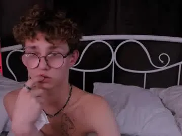 loving_ladies – webcam model profile photo Image 2