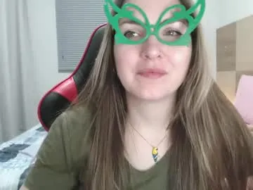 kiindred_ – webcam model profile photo Image 4