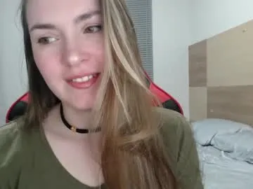 kiindred_ – webcam model profile photo Image 9