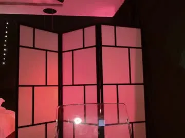 jenni_cash – webcam model profile photo Image 14