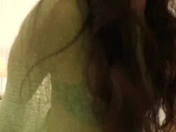 ErikaBonnie – webcam model profile photo Image 3