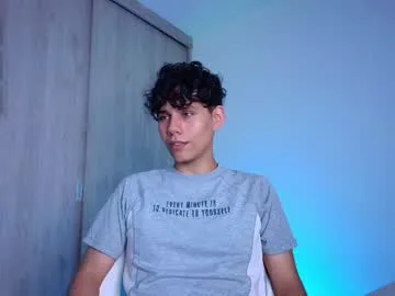 sexy_hot_friends_ – webcam model profile photo Image 8